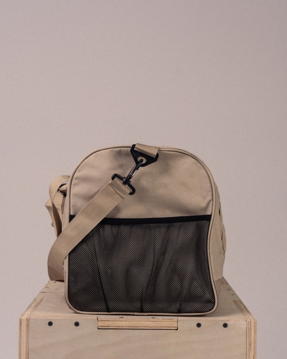 LEVITY All-Day Sports Bag Medium Black + Beige - Image 7
