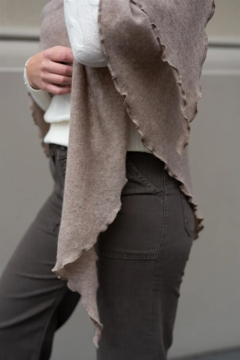 Triangle Scarf Mink - Image 5